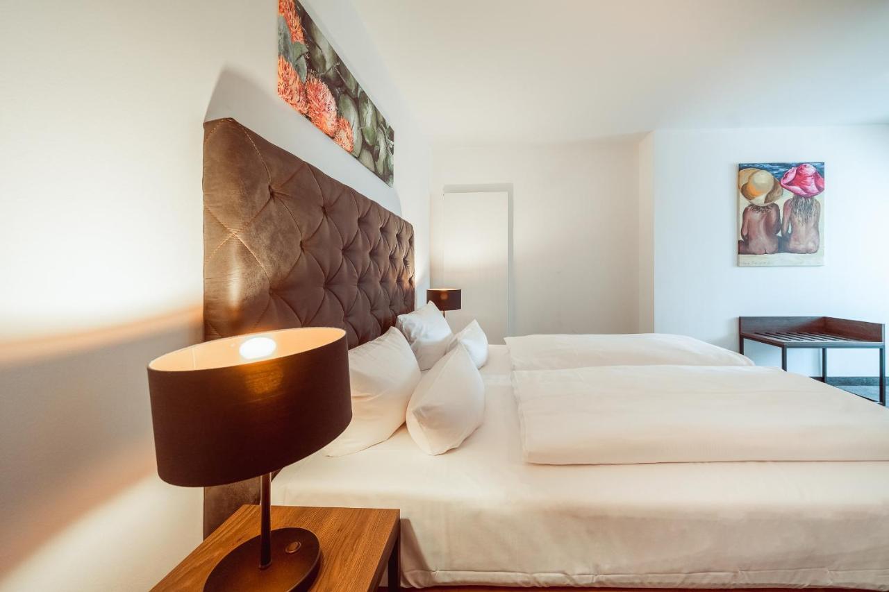 Familienapartment Am Neumarkt Ll เดรสเดน ภายนอก รูปภาพ