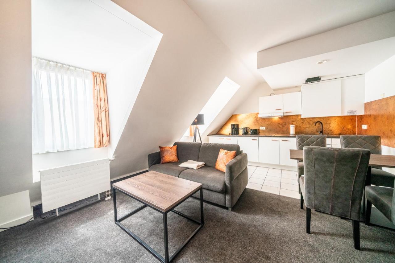 Familienapartment Am Neumarkt Ll เดรสเดน ภายนอก รูปภาพ